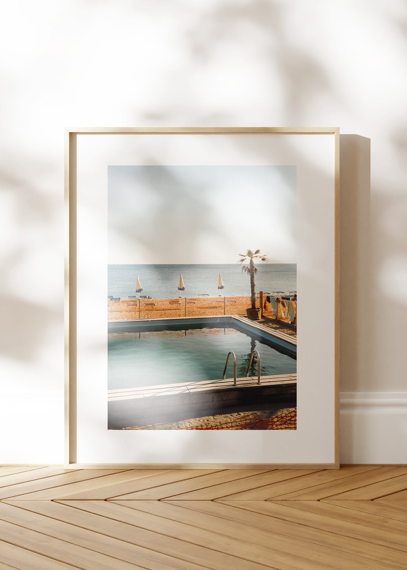 Gerahmter Kunstdruck "Pool"